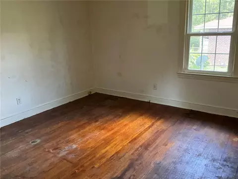 Bedroom - 609 W Geer St, Honea Path, SC 29654 photo 3 of 7