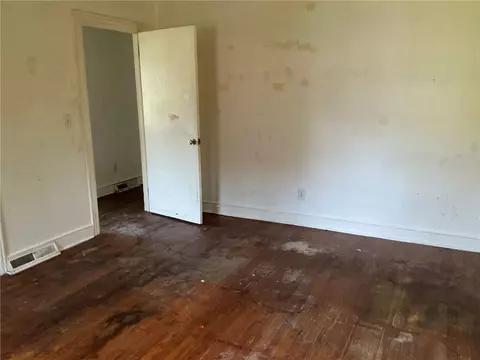 Bedroom - 609 W Geer St, Honea Path, SC 29654 photo 6 of 7
