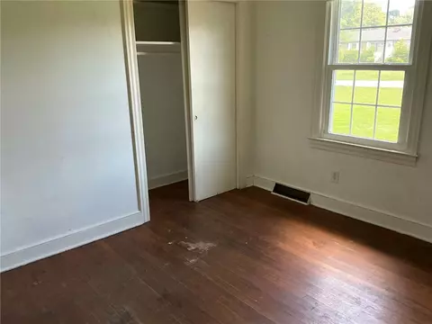 Bedroom - 609 W Geer St, Honea Path, SC 29654 photo 1 of 7