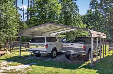 Exterior - 218 Justin Dr, Walhalla, SC 29691 photo 16 of 23