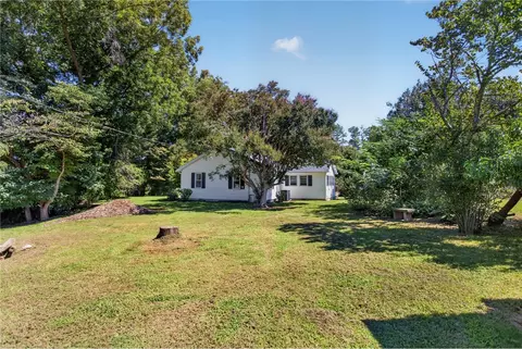 Exterior - 218 Justin Dr, Walhalla, SC 29691 photo 5 of 23