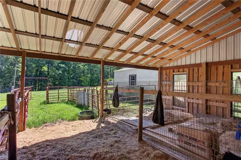 Exterior - 218 Justin Dr, Walhalla, SC 29691 photo 14 of 23