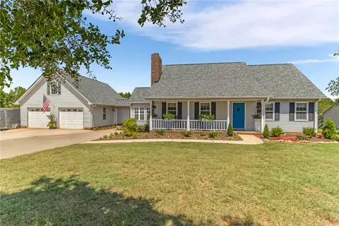 110 Peartree Ln, Anderson, SC 29625