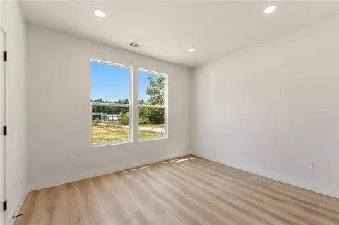 Bedroom - 103 Sitton Rd, Easley, SC 29642 photo 3 of 6