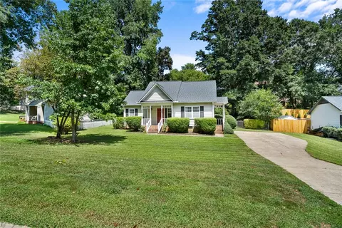 103 Kestrel Ct, Taylors, SC 29687