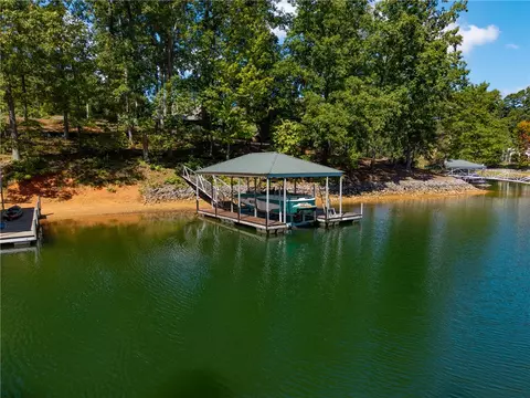 lot5 Laurel Pointe Pointe, Seneca, SC 29672
