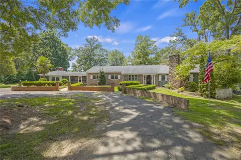 Exterior - 111 Mountain View Dr, Easley, SC 29640 photo 3 of 14