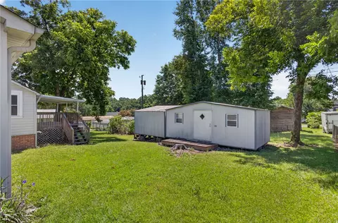Exterior - 418 Gerber St, Walhalla, SC 29691 photo 7 of 10