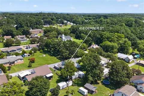 View/Area - 418 Gerber St, Walhalla, SC 29691 photo 5 of 7
