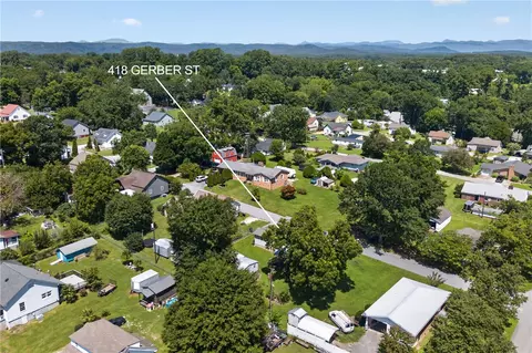 View/Area - 418 Gerber St, Walhalla, SC 29691 photo 4 of 7