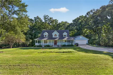 6185 Oak Valley Rd, Seneca, SC 29678