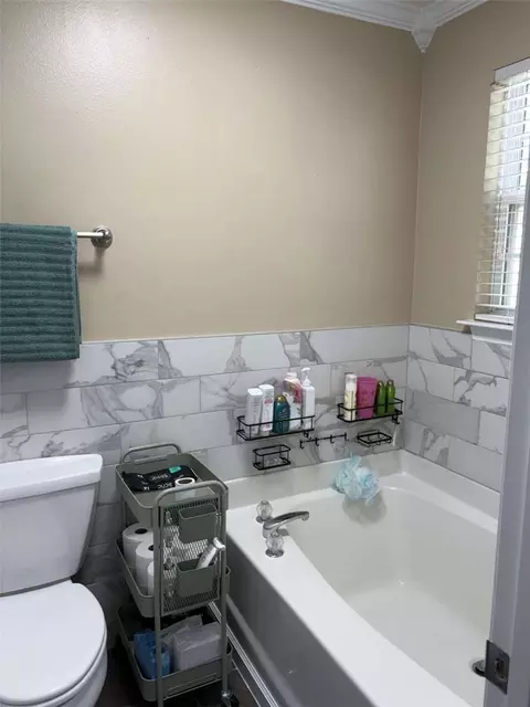 Bath - 1237 Massey Rd, Pendleton, SC 29670 photo 3 of 4