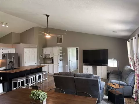 Living - 1237 Massey Rd, Pendleton, SC 29670 photo 1 of 1