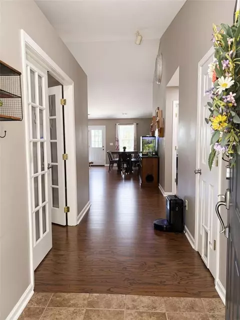 Entry Way - 1237 Massey Rd, Pendleton, SC 29670 photo 1 of 3