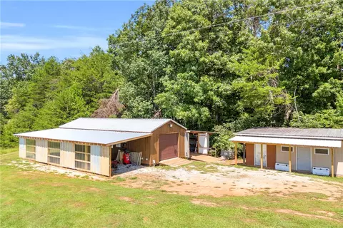 Exterior - 498 Raines Rd, Mountain Rest, SC 29664 photo 4 of 4