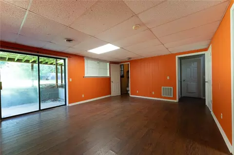 Living - 117 Shaftsbury Rd, Clemson, SC 29631 photo 5 of 5