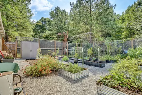 Exterior - 620 Daventon Rd, Honea Path, SC 29654 photo 5 of 8
