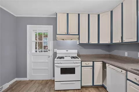 Kitchen - 1104 White St, Pendleton, SC 29670 photo 3 of 3