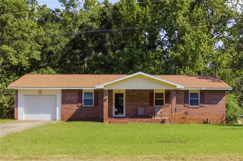 Exterior - 322 Tribble St, Honea Path, SC 29654 photo 1 of 6