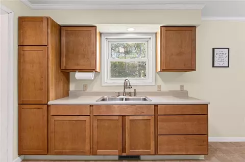 Kitchen - 322 Tribble St, Honea Path, SC 29654 photo 3 of 3