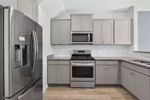 Kitchen - 312 Phillips Dr, Pendleton, SC 29670 photo 2 of 3