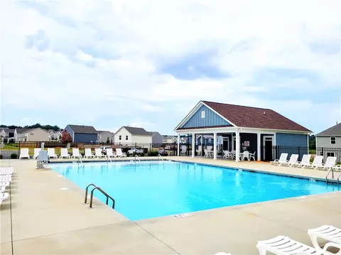 Exterior - 312 Phillips Dr, Pendleton, SC 29670 photo 5 of 6