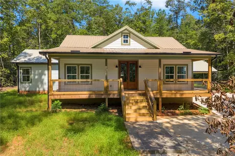 659 White Oak Farms Rd, Tamassee, SC 29686