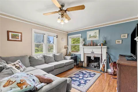 Living - 26 Oak Dr, Honea Path, SC 29654 photo 1 of 1