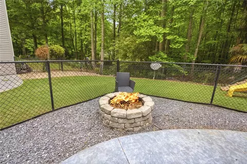 Exterior - 207 Devonhurst Dr, Seneca, SC 29678 photo 9 of 10