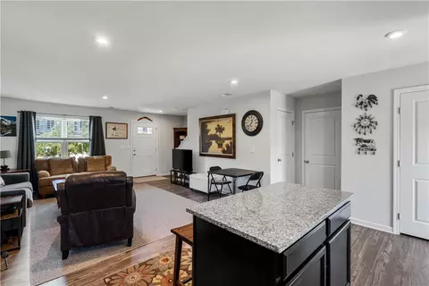 Entry Way - 115 Queens Mill Ct, Pendleton, SC 29670 photo 3 of 4