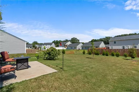 Exterior - 115 Queens Mill Ct, Pendleton, SC 29670 photo 8 of 9