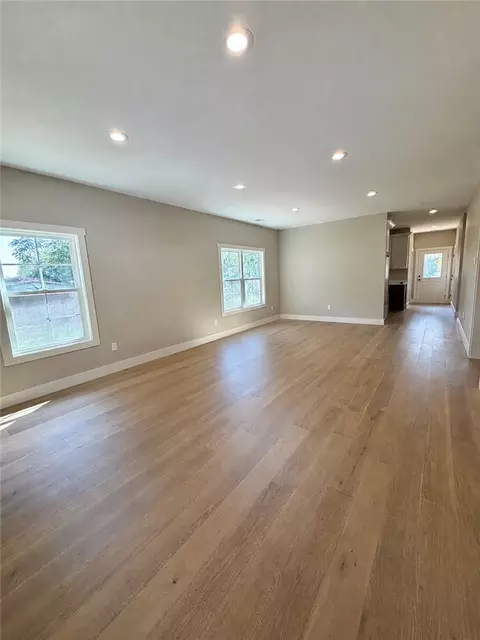 Living - 201 Harrison Ave, Walhalla, SC 29691 photo 1 of 4