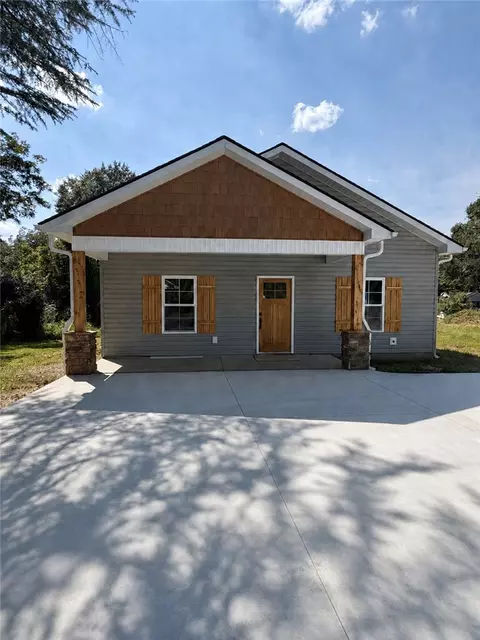 201 Harrison Ave, Walhalla, SC 29691