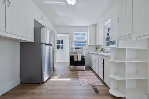 Entry Way - 12 A St, Williamston, SC 29697 photo 1 of 3