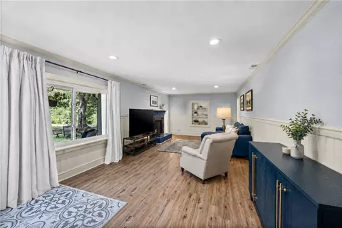 Living - 203 Muller Rd, Walhalla, SC 29691 photo 1 of 1