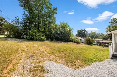Exterior - 201 S 8th St, Easley, SC 29640 photo 6 of 9