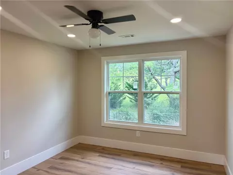 Bedroom - 854 Perkins Creek Rd, Seneca, SC 29678 photo 5 of 6