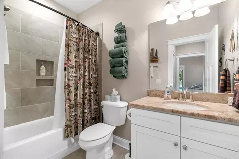 Bath - 329 High Hampton Rd, Salem, SC 29676 photo 4 of 5