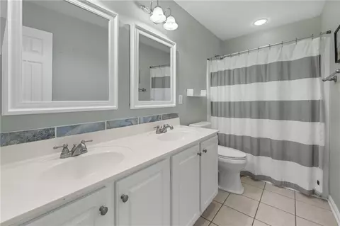 Bath - 155 Grand Oak Cir, Pendleton, SC 29670 photo 3 of 3