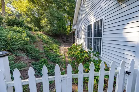 Exterior - 155 Grand Oak Cir, Pendleton, SC 29670 photo 6 of 8