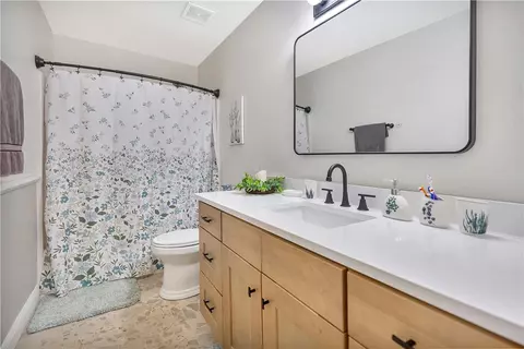Bath - 126 Grand Oak Cir, Pendleton, SC 29670 photo 1 of 3