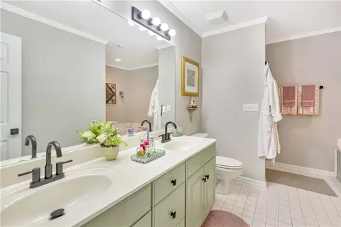 Bath - 126 Grand Oak Cir, Pendleton, SC 29670 photo 2 of 3