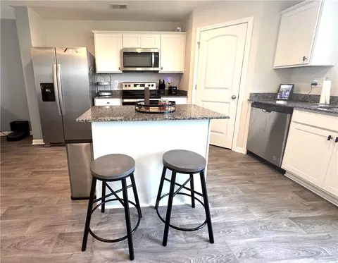 Kitchen - 143 Adger Rd, Pendleton, SC 29670 photo 2 of 4