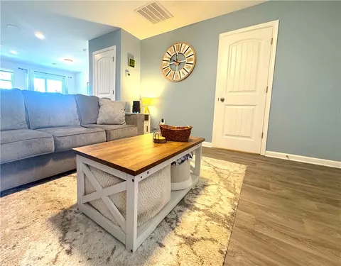 Living - 143 Adger Rd, Pendleton, SC 29670 photo 2 of 2