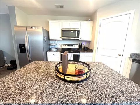 Kitchen - 143 Adger Rd, Pendleton, SC 29670 photo 3 of 4
