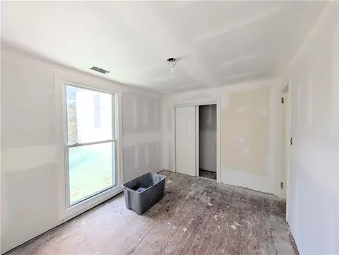 Bedroom - 359 Earle Rd, Central, SC 29630 photo 3 of 4