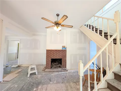Living - 359 Earle Rd, Central, SC 29630 photo 1 of 1