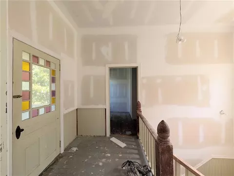 Entry Way - 359 Earle Rd, Central, SC 29630 photo 7 of 9