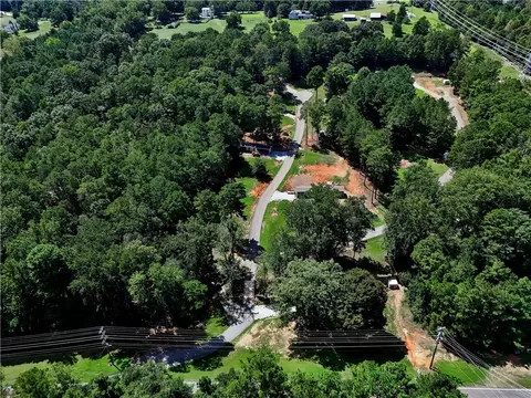 104 Waccamaw Ln #MUIPLE, Central, SC 29630