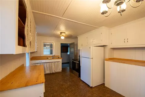 Kitchen - 427 Lebanon Rd, Pendleton, SC 29670 photo 1 of 7